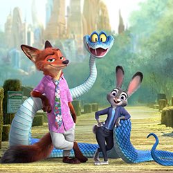 Raposa, coelho e cobra azul grande animados, posando juntos em um parque.
